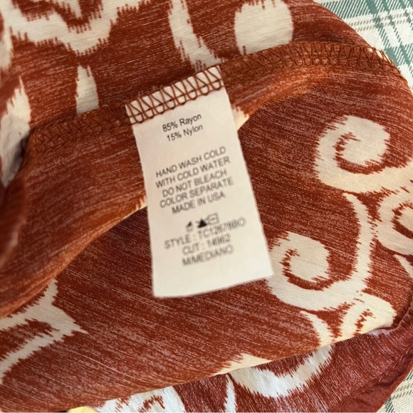 NWT Ces Femme Floral Ruffle Rust and Cream Short Sleeve Top Size Medium Feminine - Picture 11 of 11